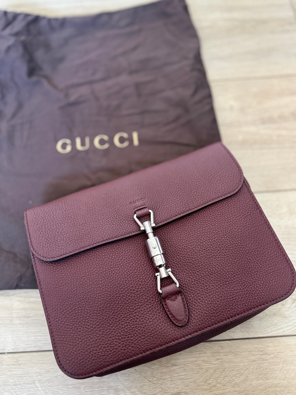 Gucci Jackie Soft Pebbled Leather Burgundy Shoulder Bag 362971 - Picture 5 of 13